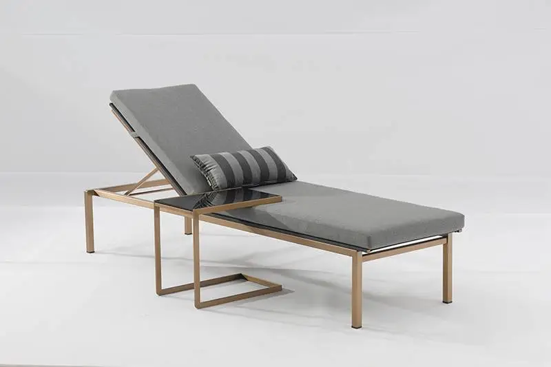 Ufukwe wa Kisasa wa Mitindo Mpya ya Sunbed Quick Dry Foam mto Sebule ya mwenyekiti wa alumini ya hoteli ya nje ya chaise kando ya bwawa la kifahari la Sun Lounger 1